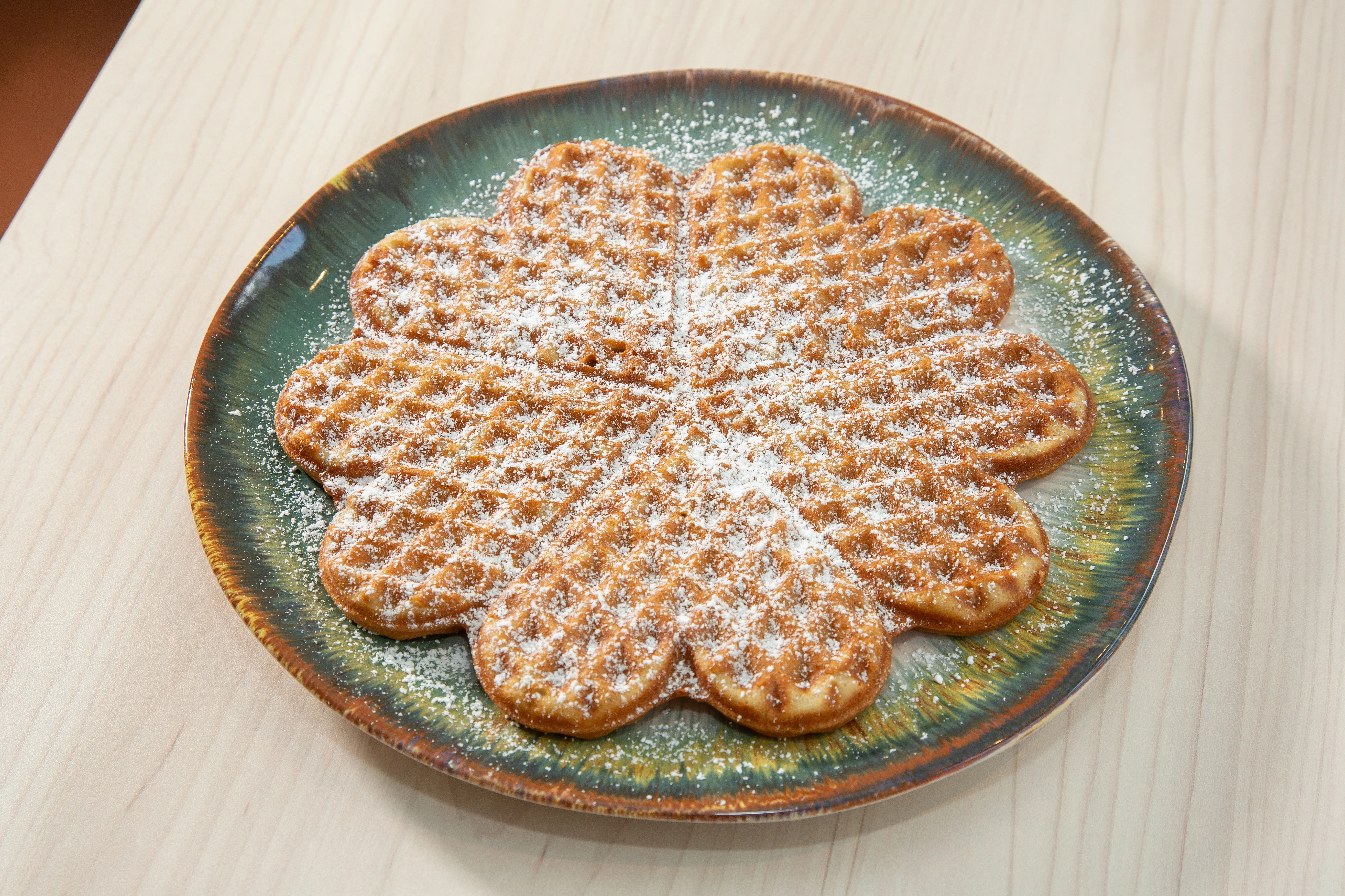 Waffel mit Puderzucker